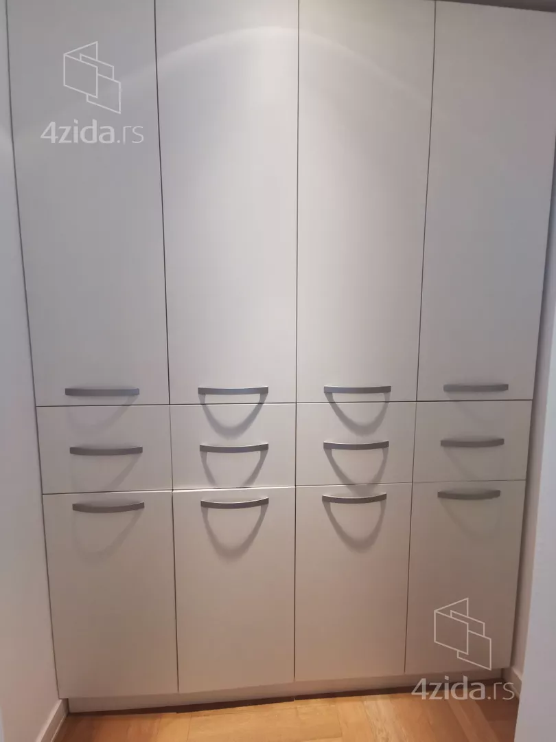 Kancelarija | 4zida