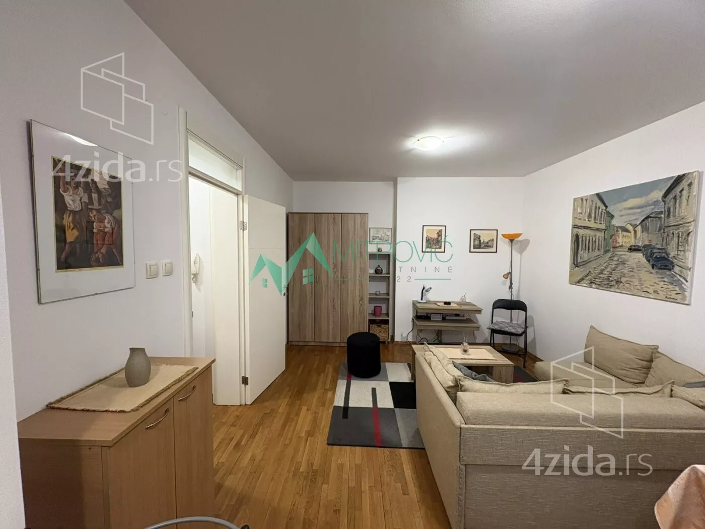 Jednoiposoban stan | 4zida