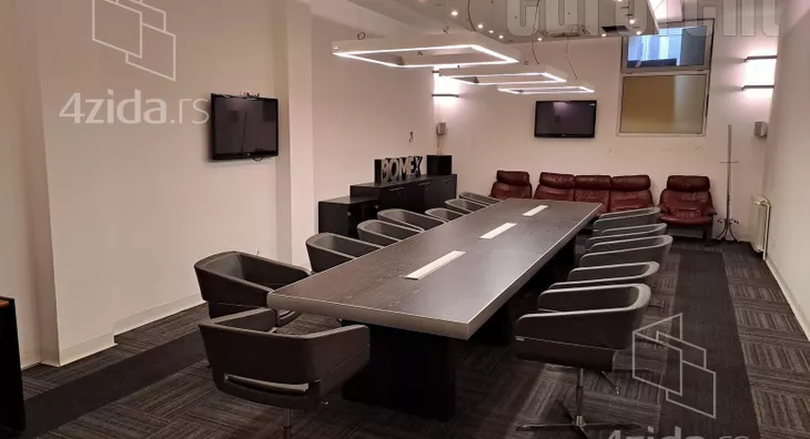 Poslovni prostor | 4zida
