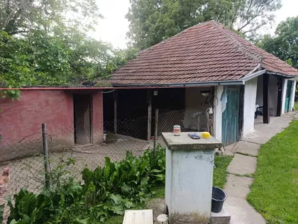 Golubačka 10 | 4zida.rs