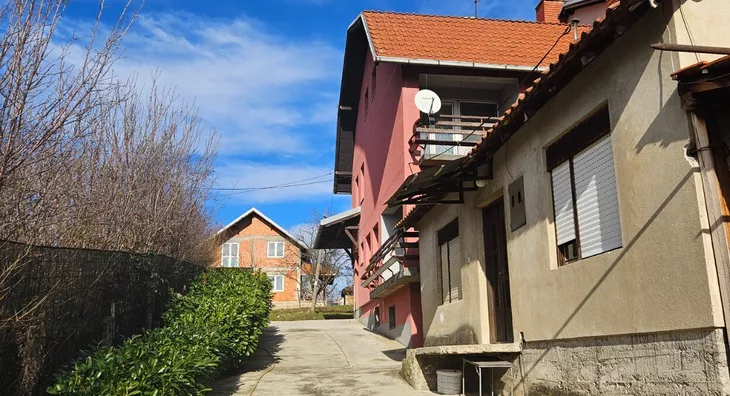 3-etažna kuća | 4zida