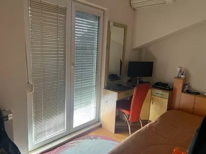 Petra Škundrića | 4zida.rs