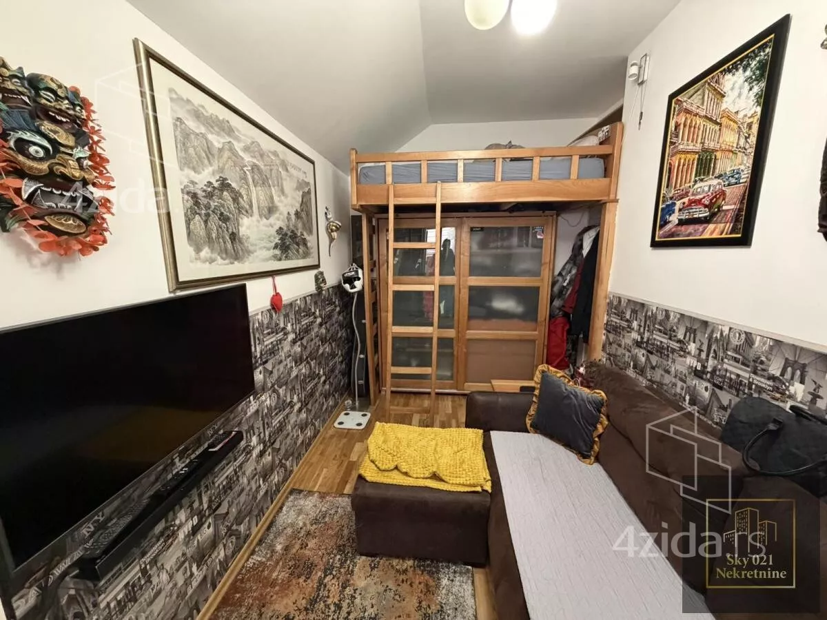 Četvoroiposoban stan | 4zida