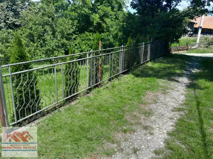 Okolne lokacije | 4zida.rs