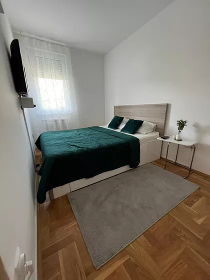 Heroja Pinkija 27 | 4zida.rs