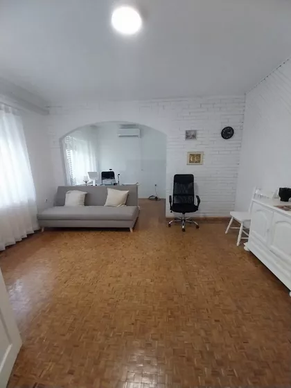Kertvaroš | 4zida.rs
