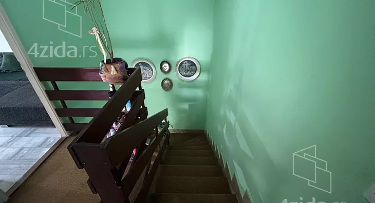 3-etažna kuća | 4zida