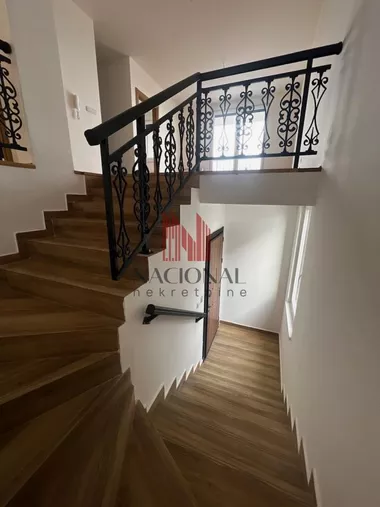 Sremska Kamenica