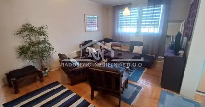 Sretena Mladenovića Mike | 4zida.rs