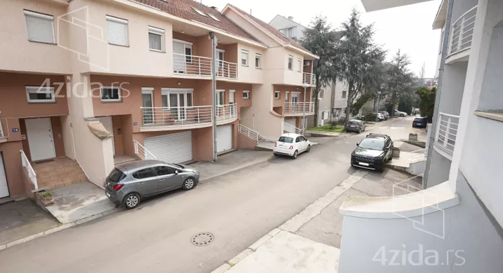 4-etažna kuća | 4zida