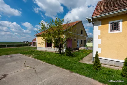 U blizini Belegiš vile | 4zida.rs