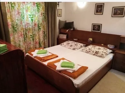 Karađorđeva | 4zida.rs