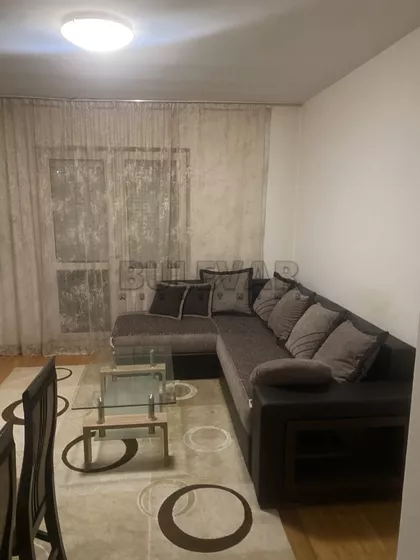 Bulevar svetog cara | 4zida.rs