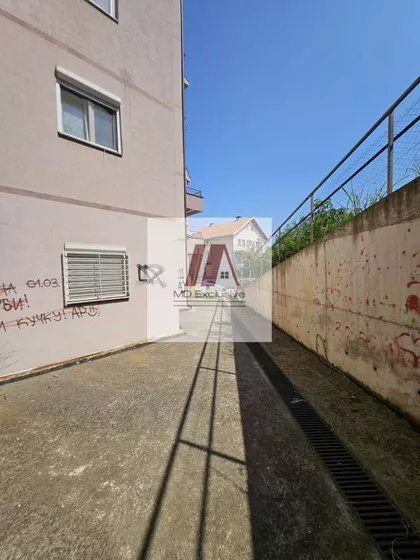 Radmile Savićević | 4zida.rs