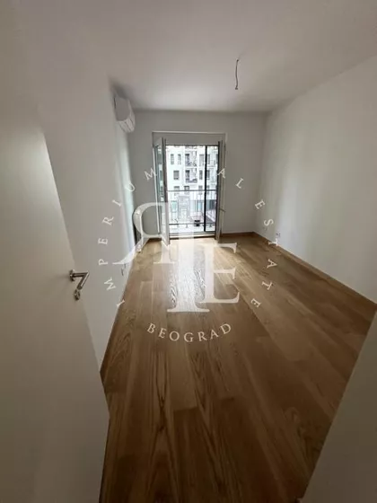 Tošin Bunar | 4zida.rs