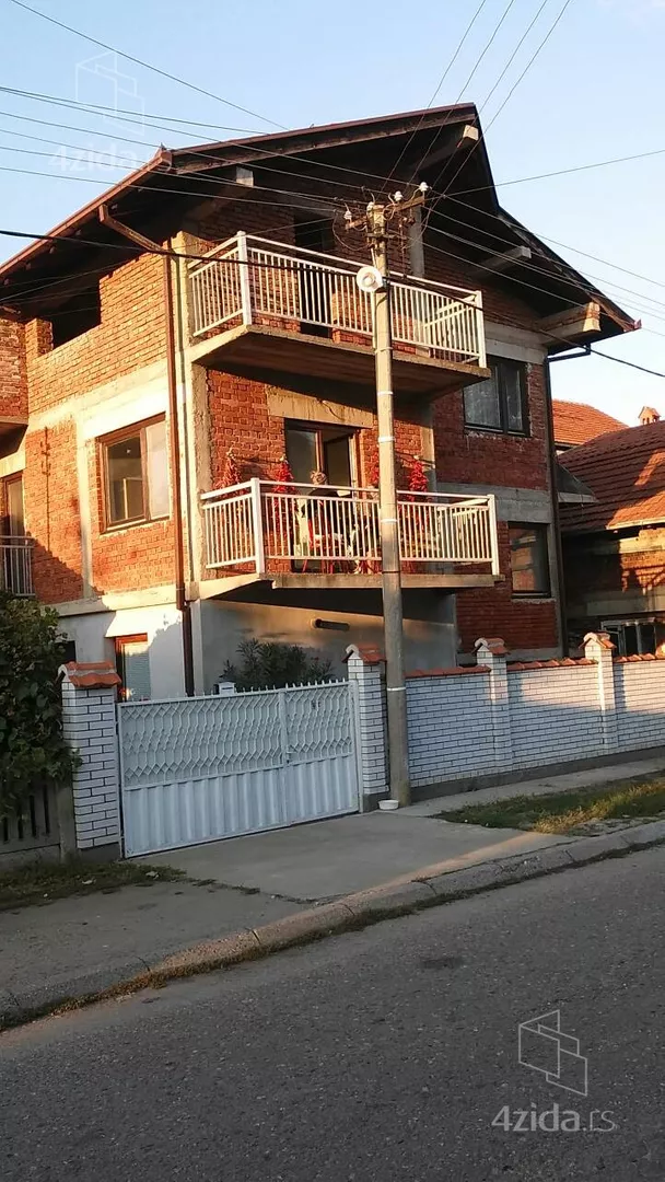 2-etažna kuća | 4zida