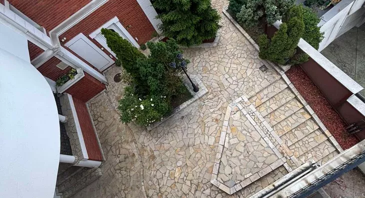 Četvoroiposoban stan | 4zida