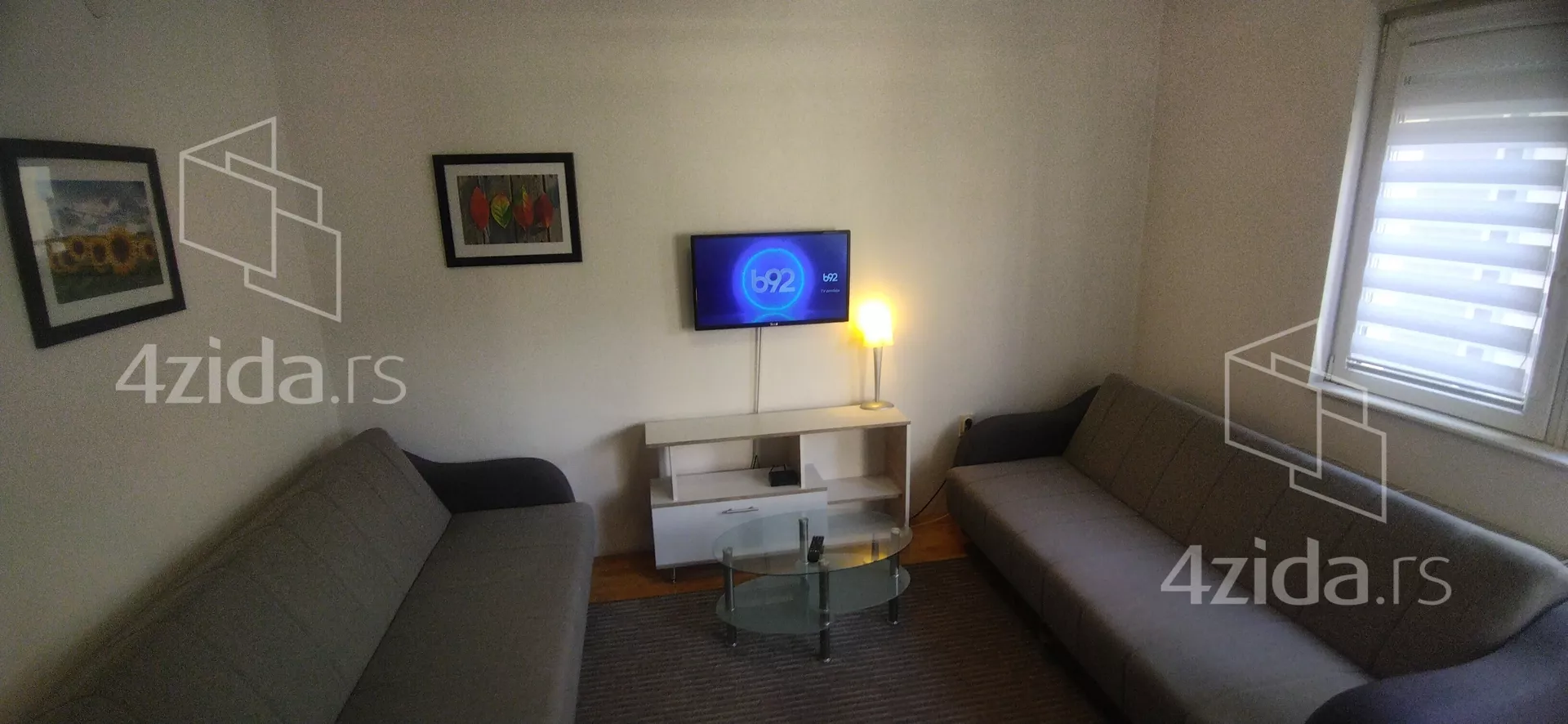 Jednoiposoban stan | 4zida