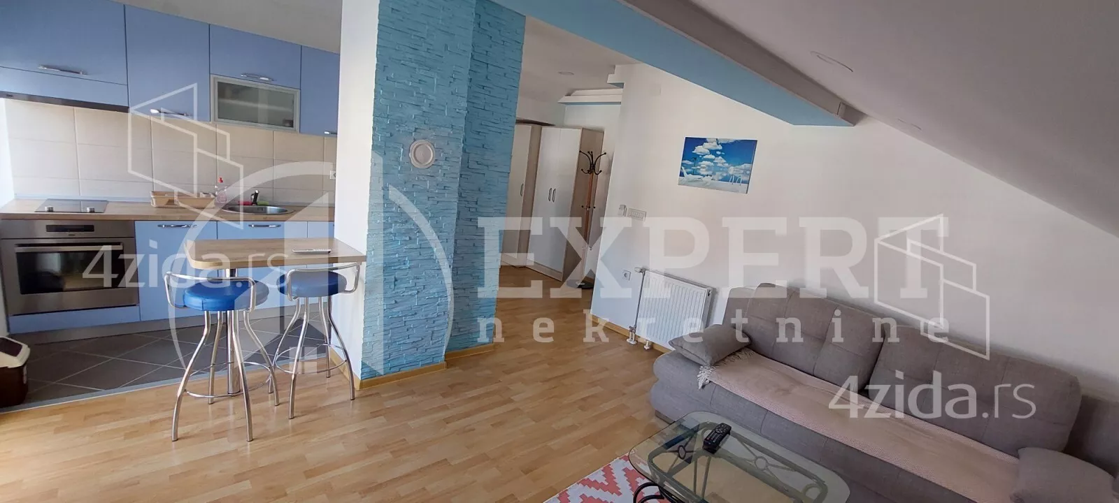 Jednoiposoban stan | 4zida