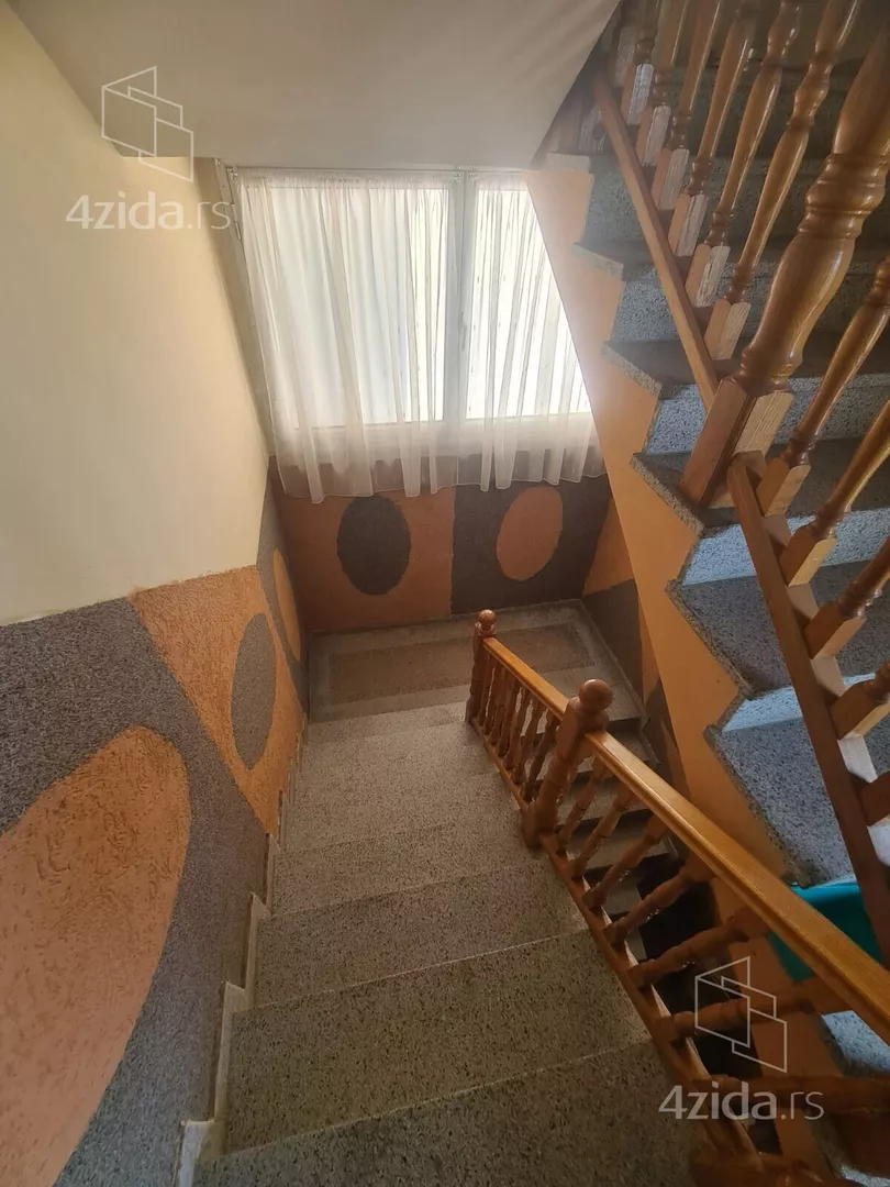 4-etažna kuća | 4zida