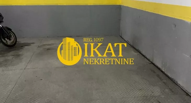 Garaža | 4zida