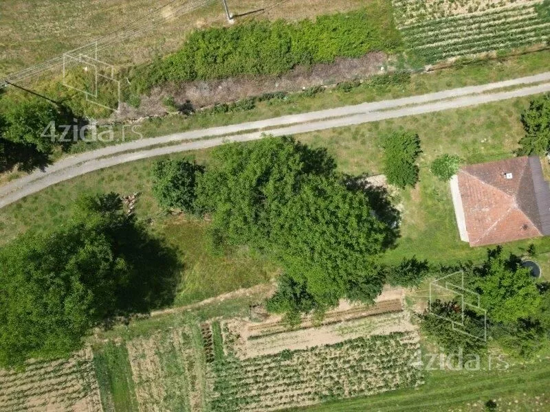 Plac | 4zida