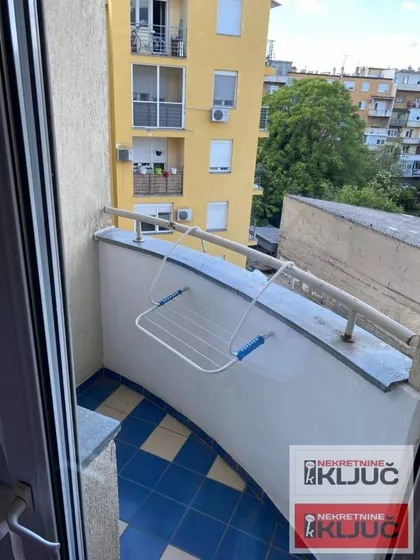 Grbavica | 4zida.rs