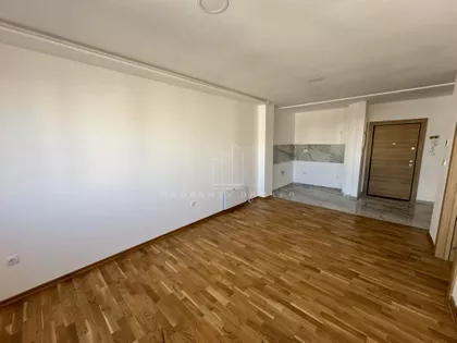 Miladina Pećinara | 4zida.rs