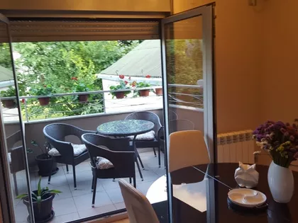 Lipov Lad | 4zida.rs