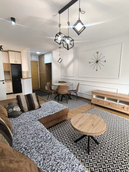 Južni Bulevar | 4zida.rs