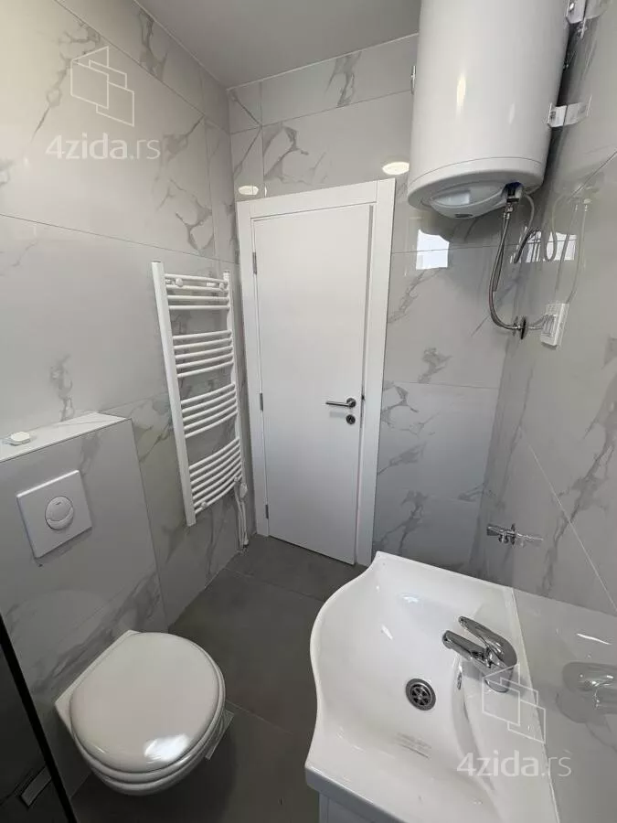 Garsonjera | 4zida
