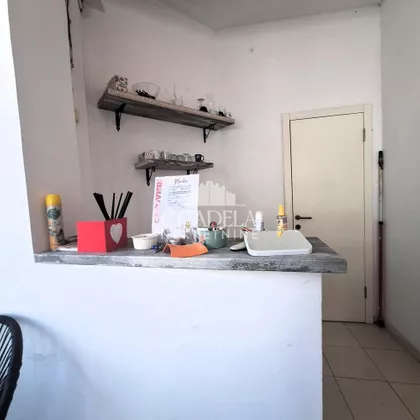 Kneževačka | 4zida.rs