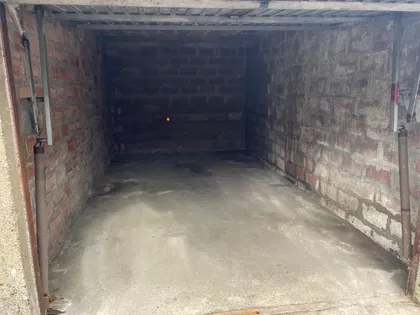 Čajnička 7 | 4zida.rs