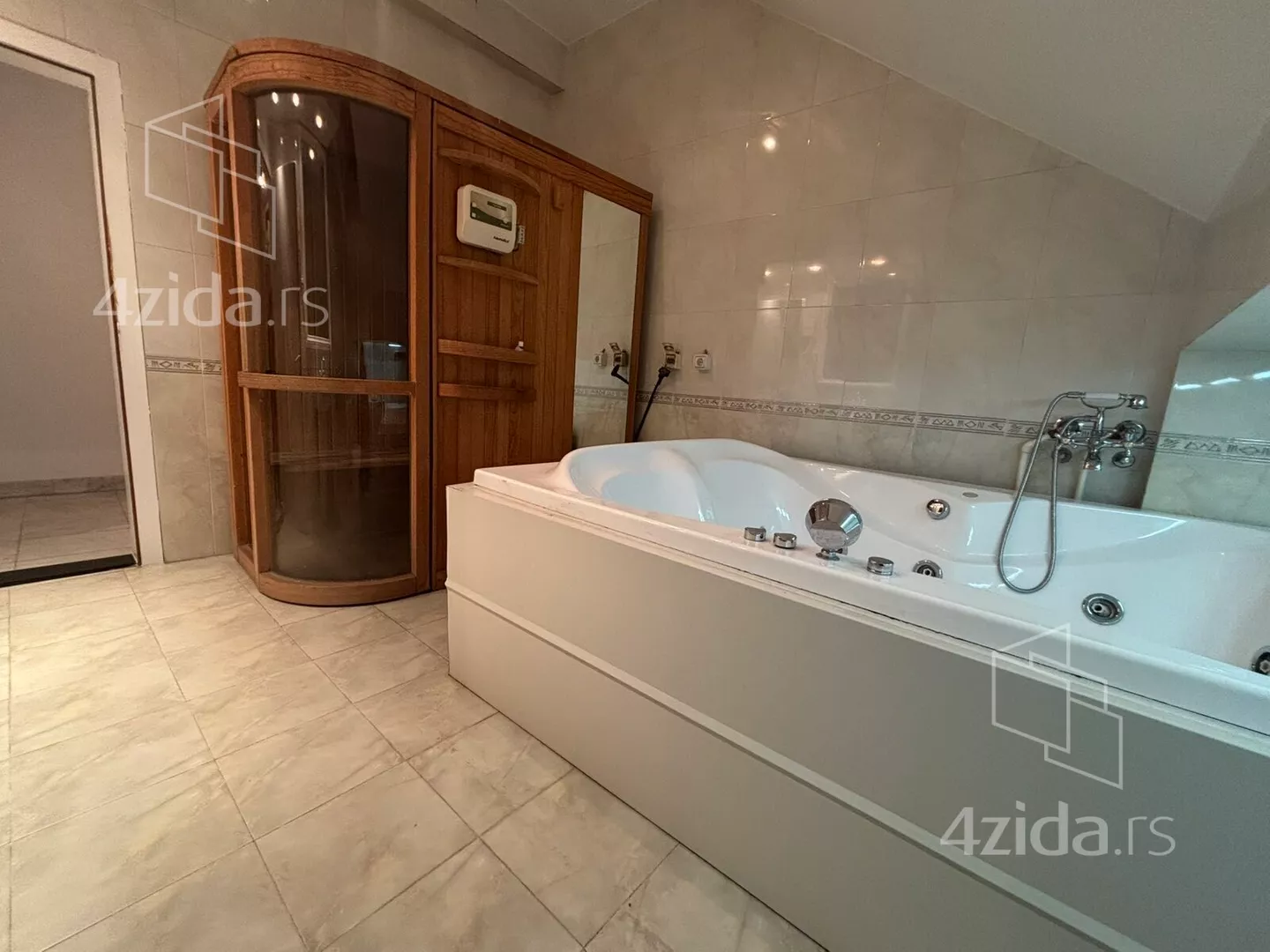 3-etažna kuća | 4zida