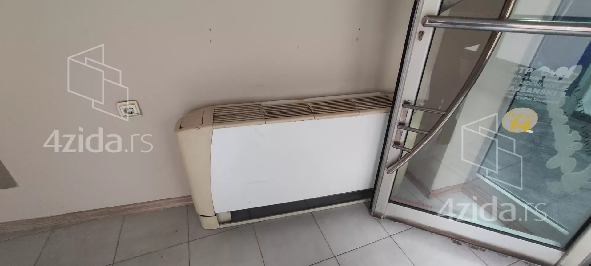 Poslovni prostor | 4zida