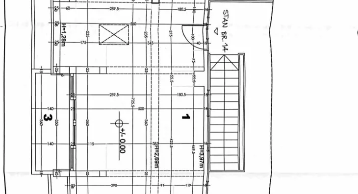 Četvoroiposoban stan | 4zida