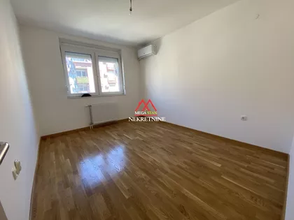 Janka Veselinovića | 4zida.rs