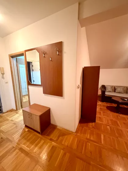Svetislava Ristića 1v | 4zida.rs