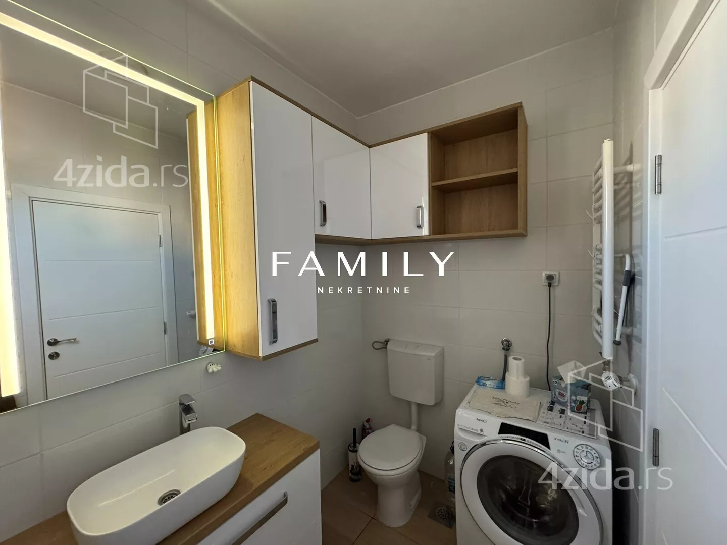 Troiposoban stan | 4zida