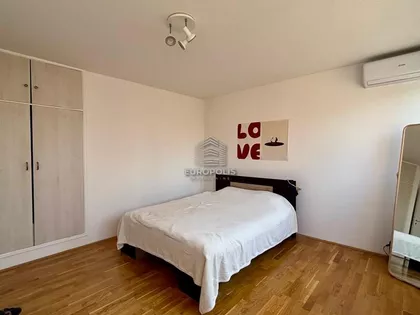 Vjekoslava Kovača | 4zida.rs