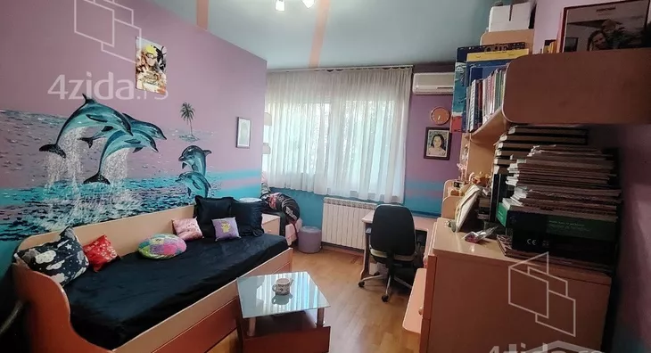 Petosoban stan | 4zida
