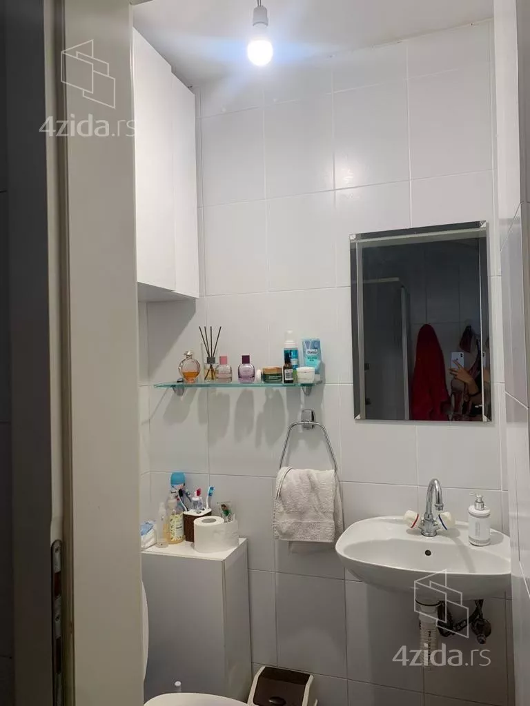 Garsonjera | 4zida