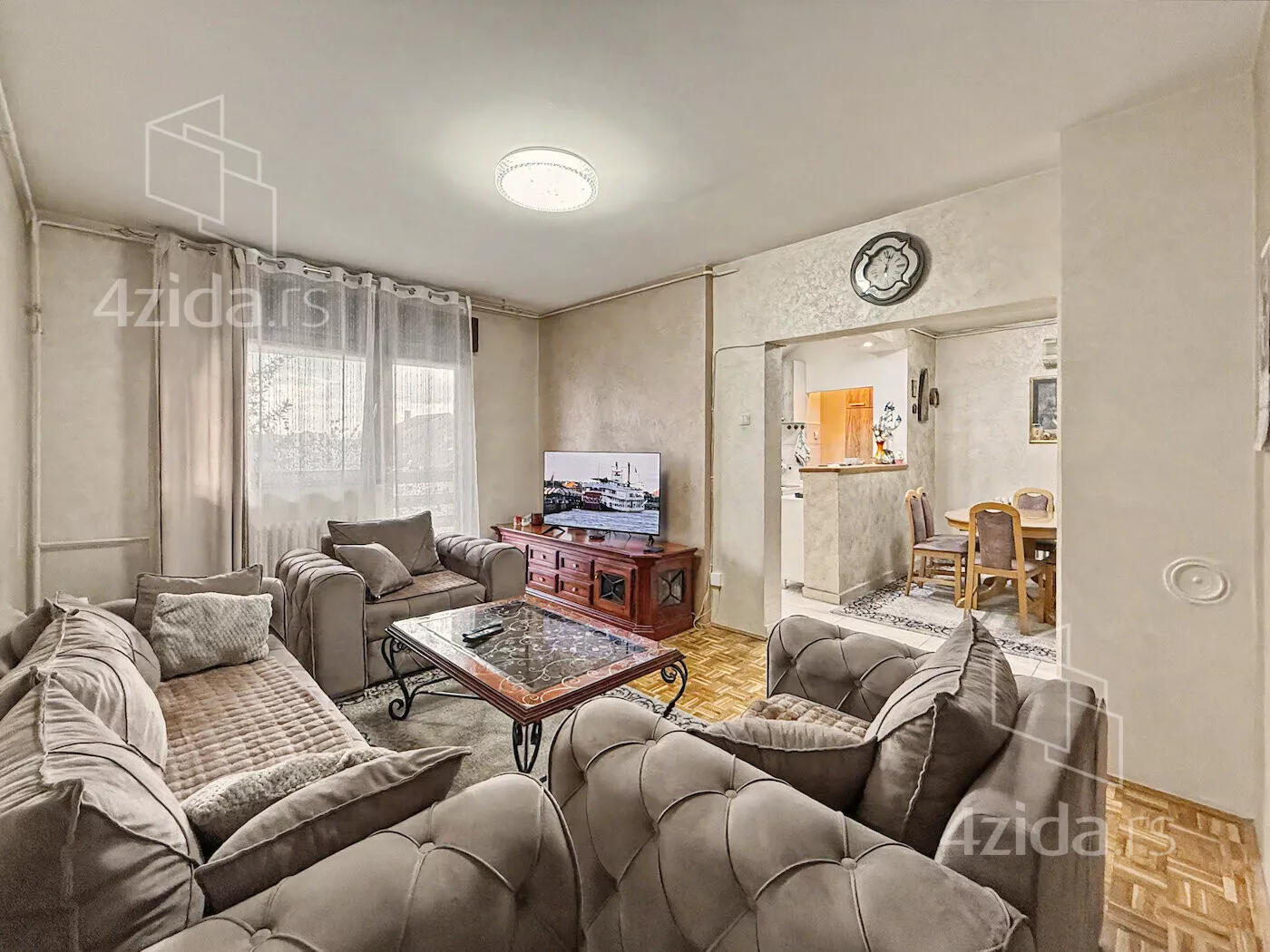 Dvoiposoban stan | 4zida