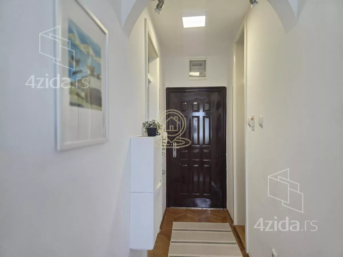 Garsonjera | 4zida
