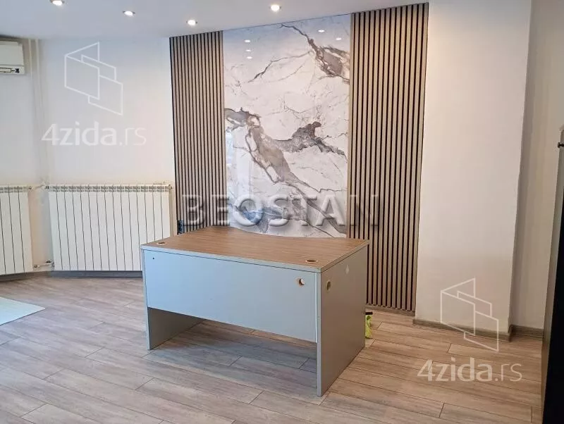 Lokal | 4zida