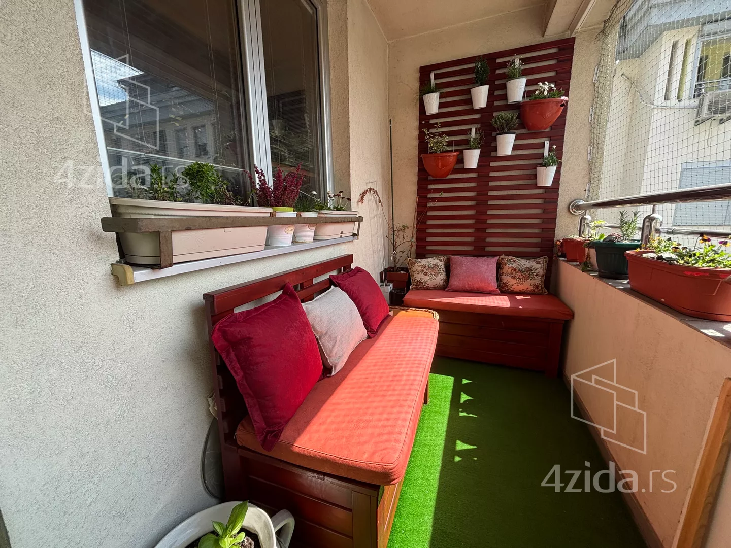 Dvoiposoban stan | 4zida