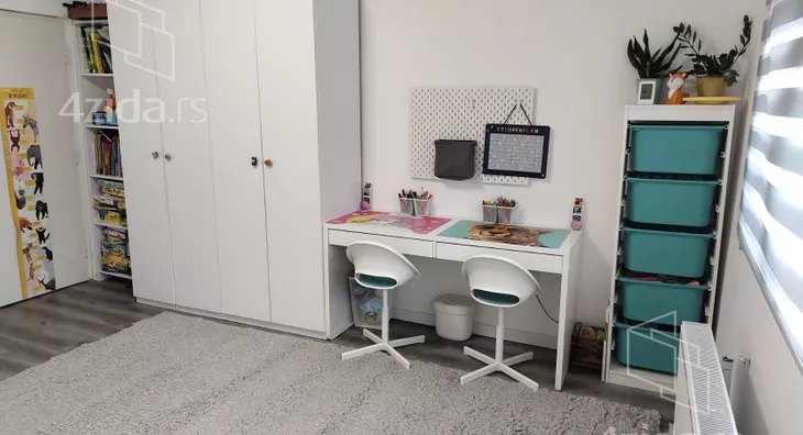 Troiposoban stan | 4zida