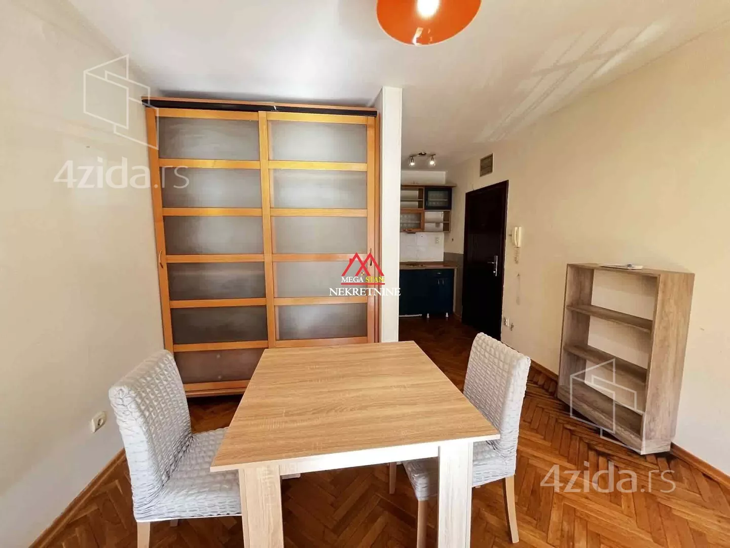 Garsonjera | 4zida