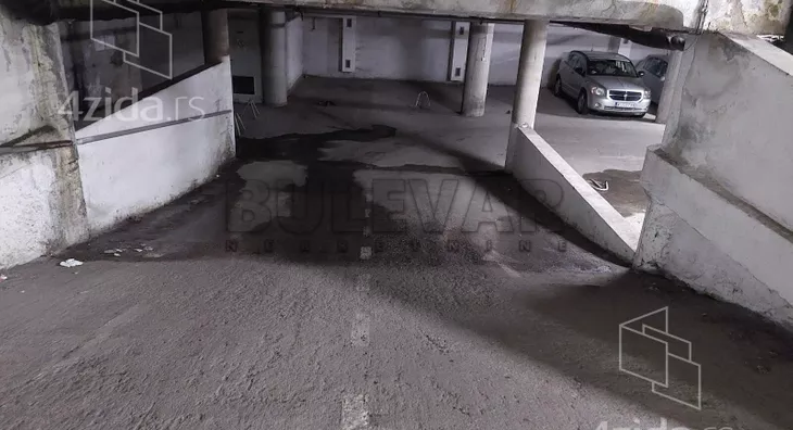 Garaža | 4zida