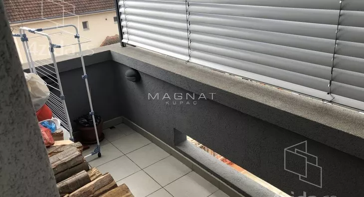 Četvoroiposoban stan | 4zida